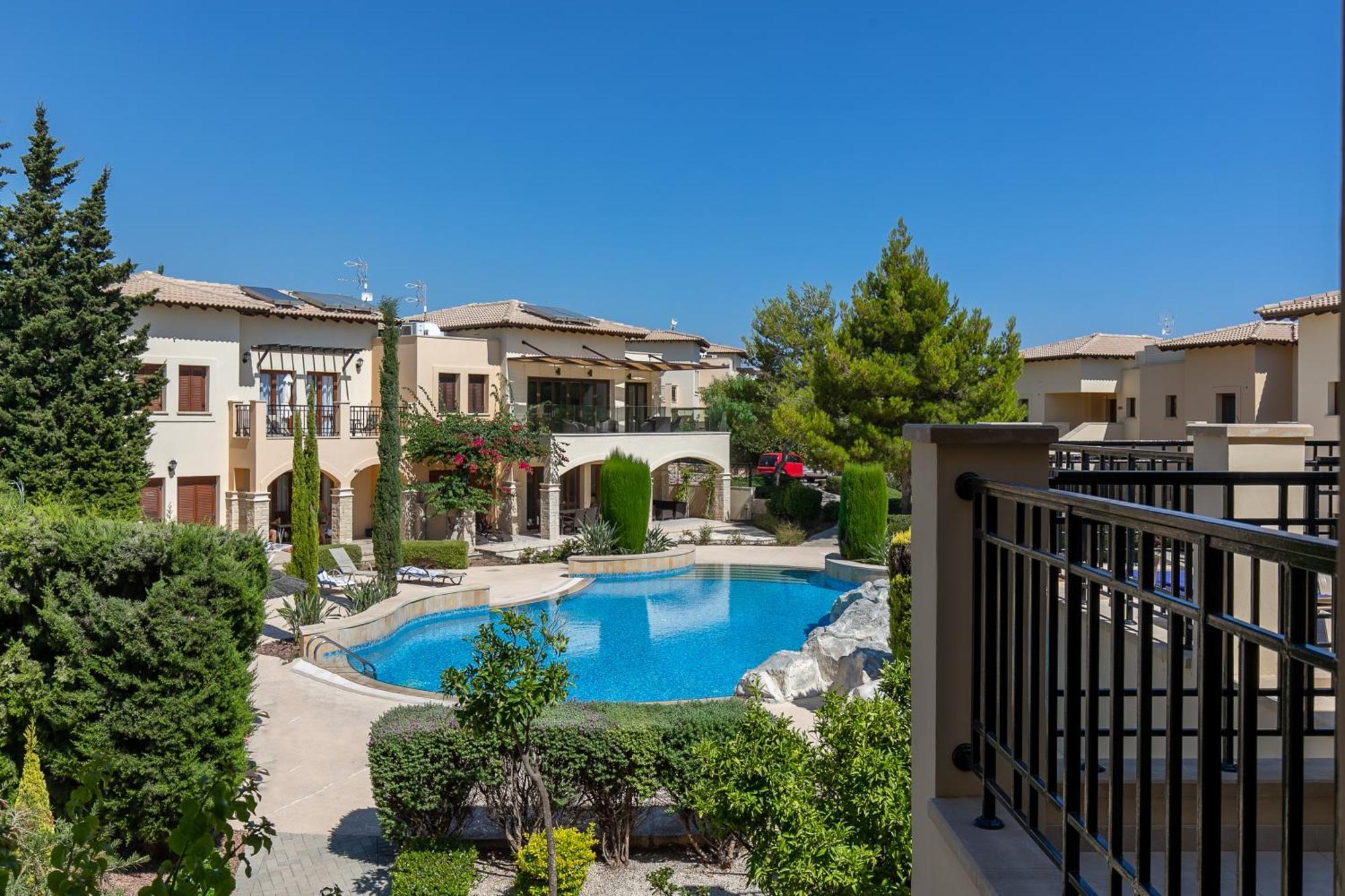 1 Bedroom Apartment Pyrgos With Beautiful Sea And Sunset Views, Aphrodite Hills Resort Kouklia Exterior photo