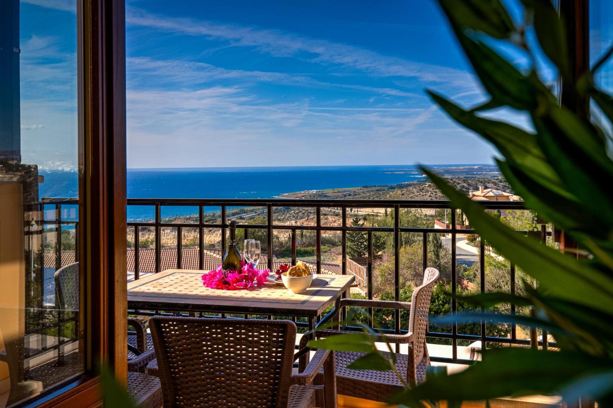 1 Bedroom Apartment Pyrgos With Beautiful Sea And Sunset Views, Aphrodite Hills Resort Kouklia Exterior photo