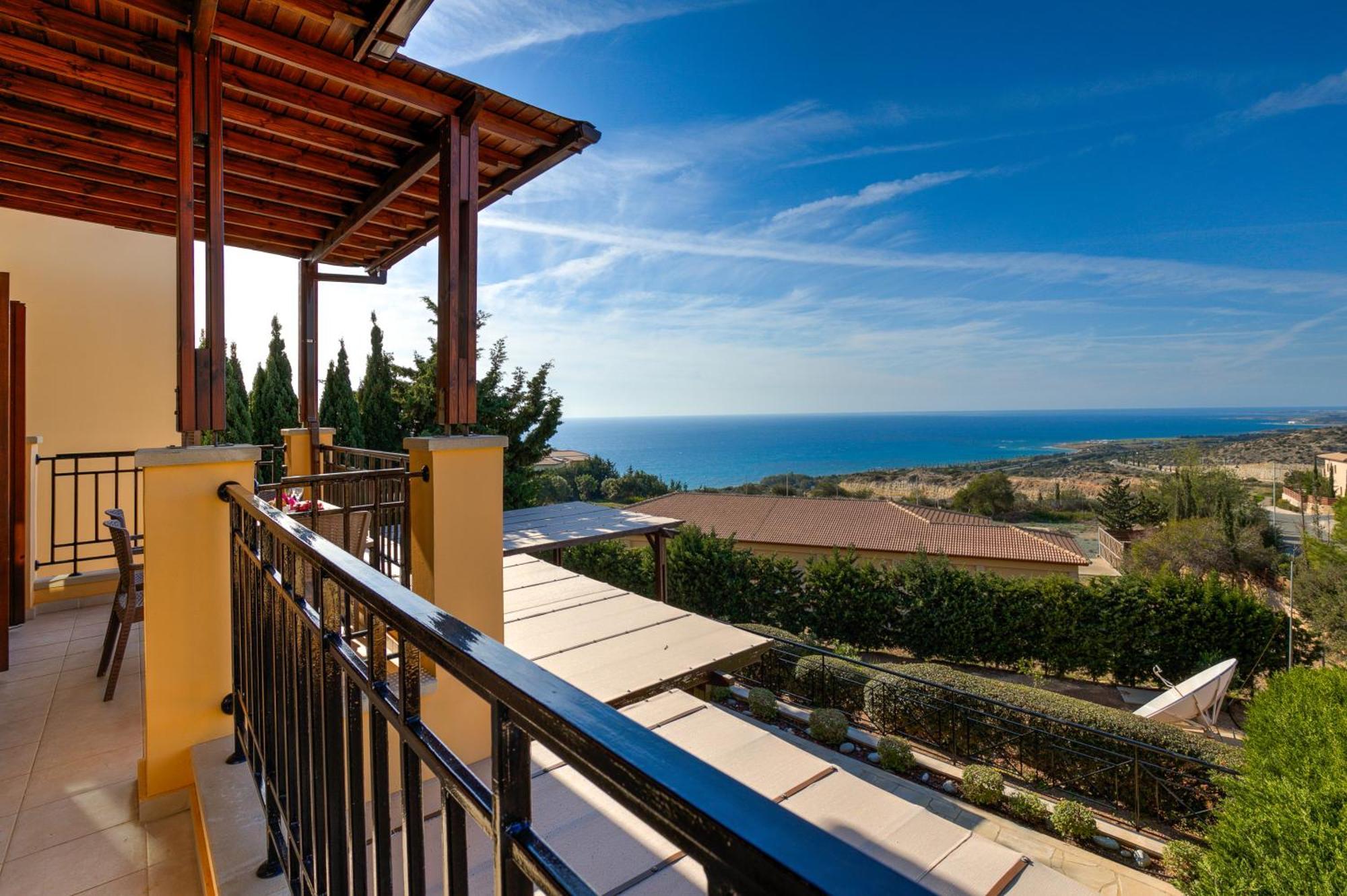 1 Bedroom Apartment Pyrgos With Beautiful Sea And Sunset Views, Aphrodite Hills Resort Kouklia Exterior photo